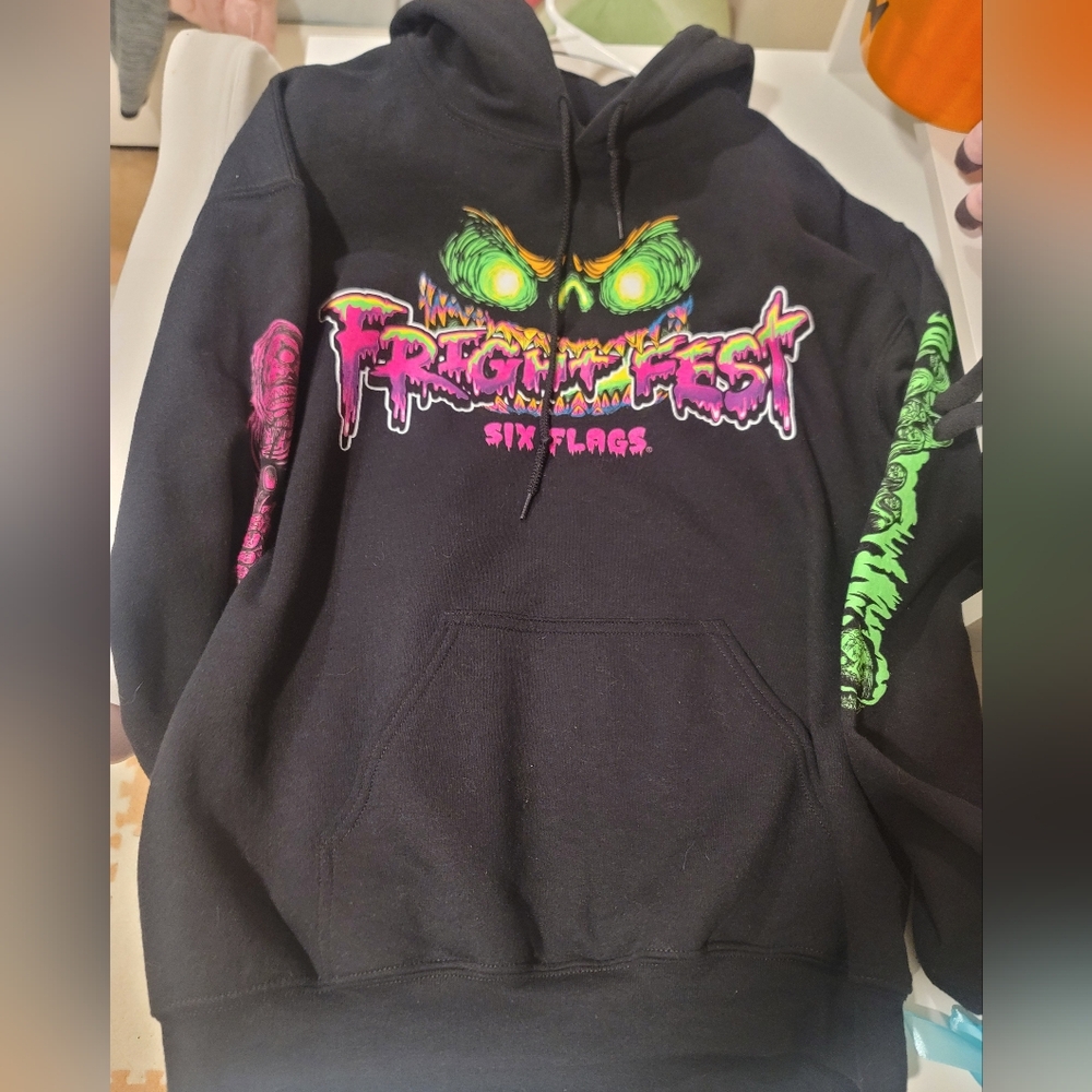six flags hoodie